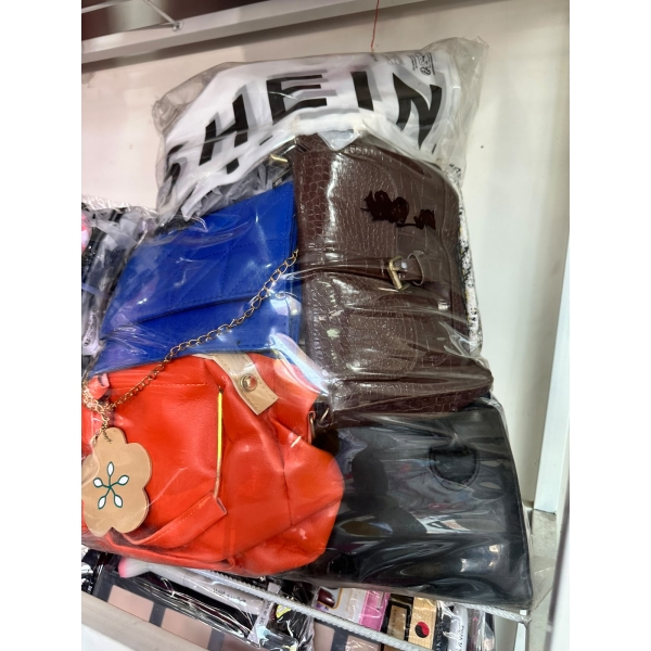 Lote de carteras surtidas