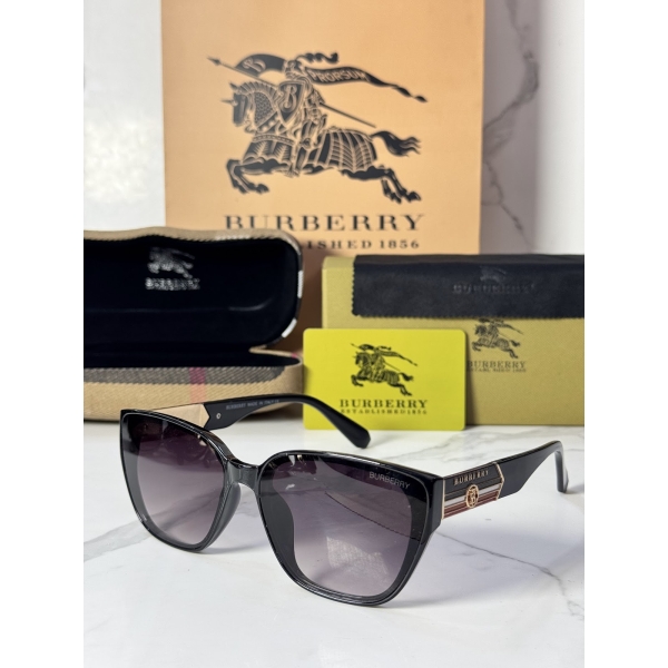 Lentes BURBERRY — Ref. LF-L223-0012 con el packaging mostrado en la fotografía