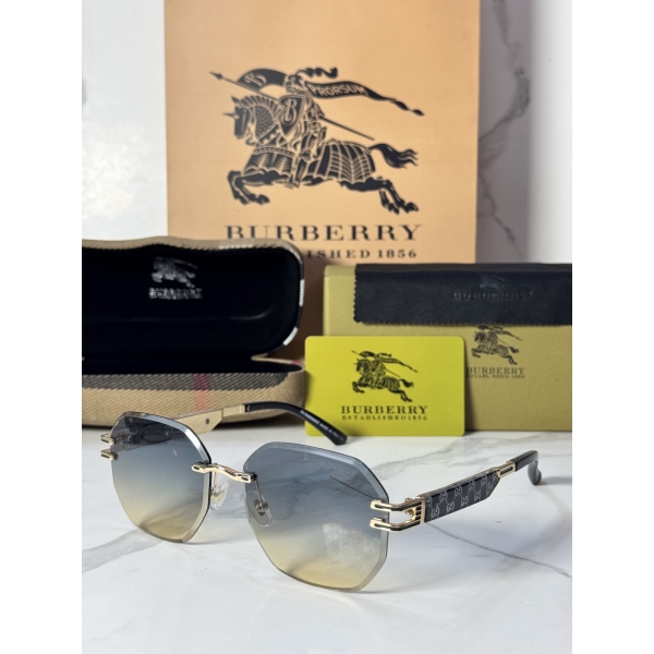 Lentes BURBERRY — Ref. LF-L223-0017 con el packaging mostrado en la fotografía