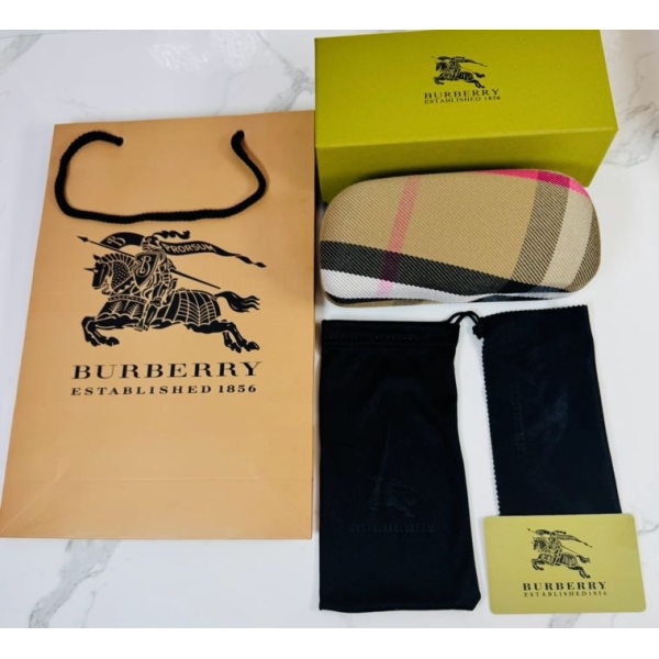 Lentes BURBERRY — Ref. LF-L223-0026 con el packaging mostrado en la fotografía