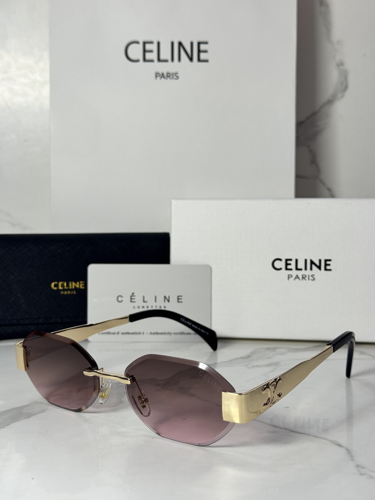 Lentes CELINE — Ref. LF-L222-0015 con el packaging mostrado en la fotografía