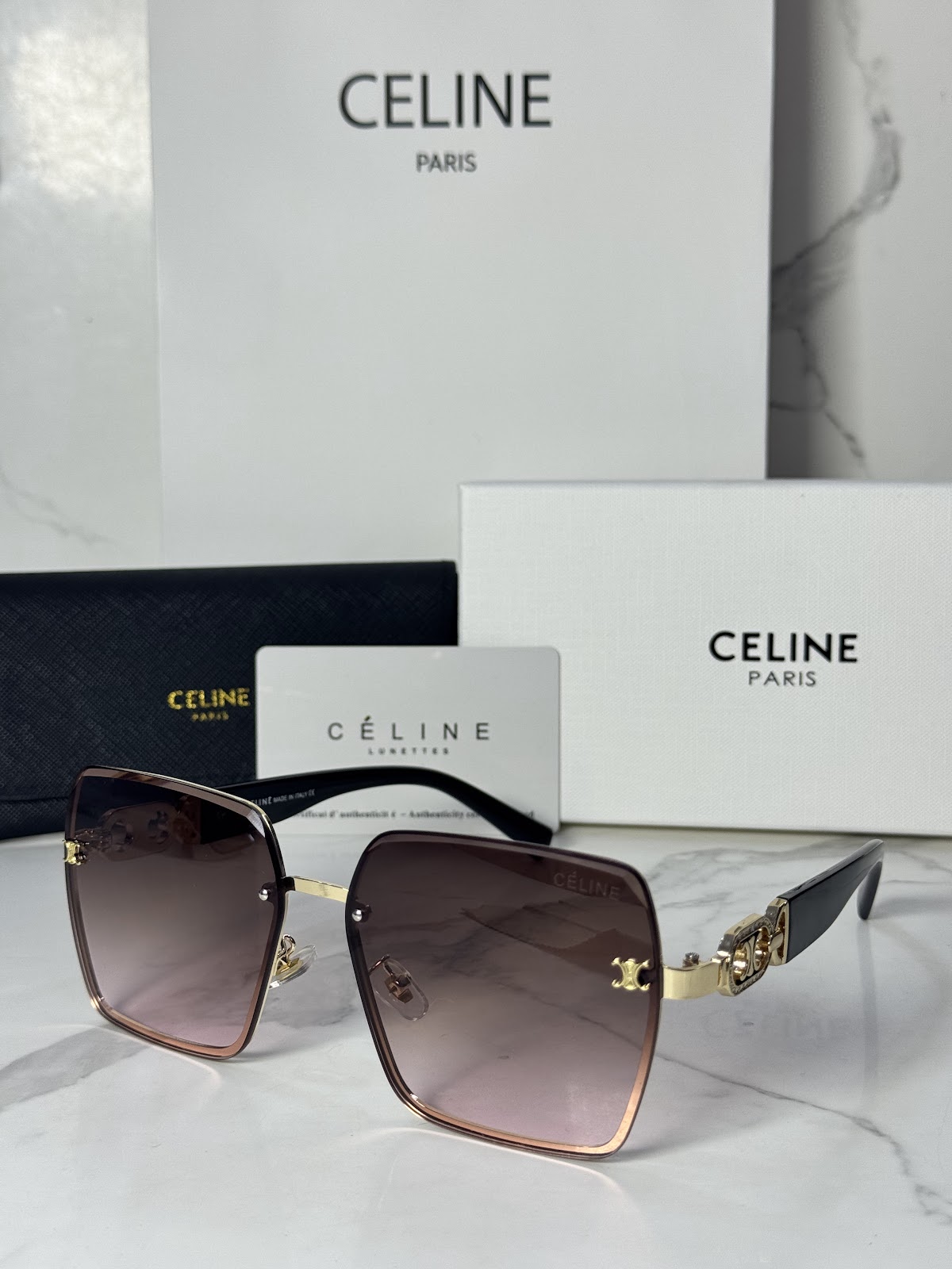 Lentes CELINE — Ref. LF-L222-0044 con el packaging mostrado en la fotografía