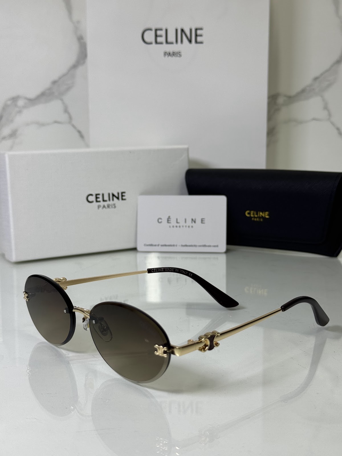Lentes CELINE — Ref. LF-L222-0065 con el packaging mostrado en la fotografía