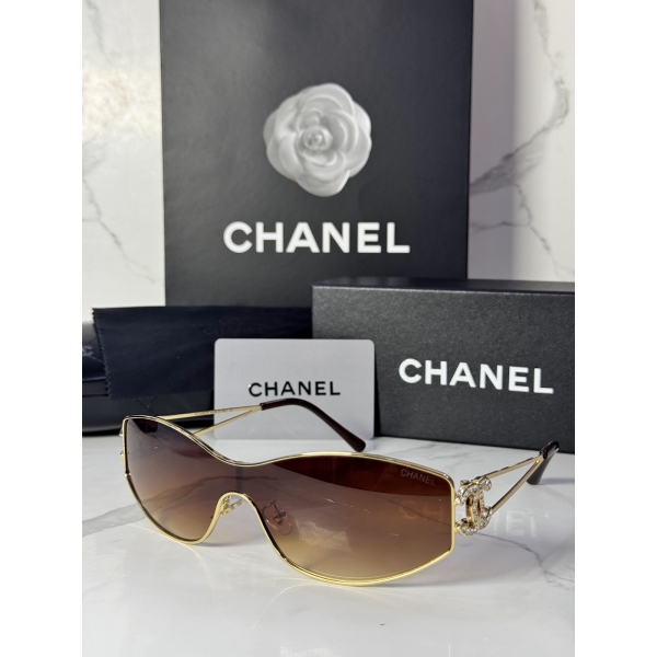 Lentes CHANEL — Ref. LF-L224-0022 con el packaging mostrado en la fotografía