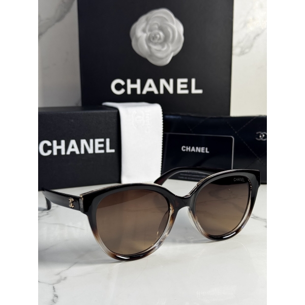 Lentes CHANEL — Ref. LF-L224-0097 con el packaging mostrado en la fotografía