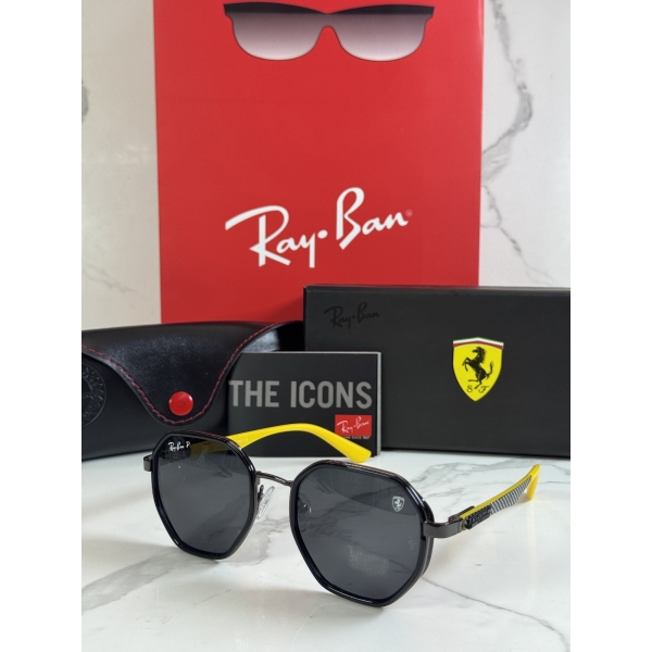Lentes FERRARI — Ref. LF-L236-0005 con el packaging mostrado en la fotografía