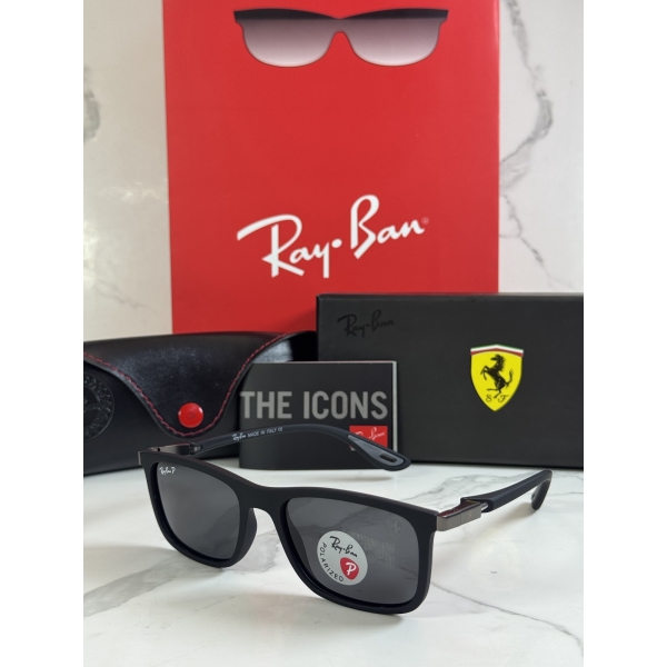 Lentes FERRARI — Ref. LF-L236-0006 con el packaging mostrado en la fotografía