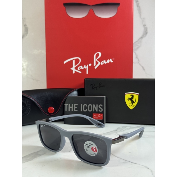 Lentes FERRARI — Ref. LF-L236-0008 con el packaging mostrado en la fotografía