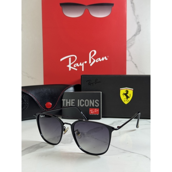 Lentes FERRARI — Ref. LF-L236-0023 con el packaging mostrado en la fotografía