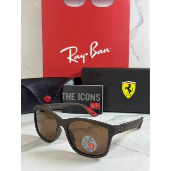 Lentes FERRARI — Ref. LF-L236-0026 con el packaging mostrado en la fotografía