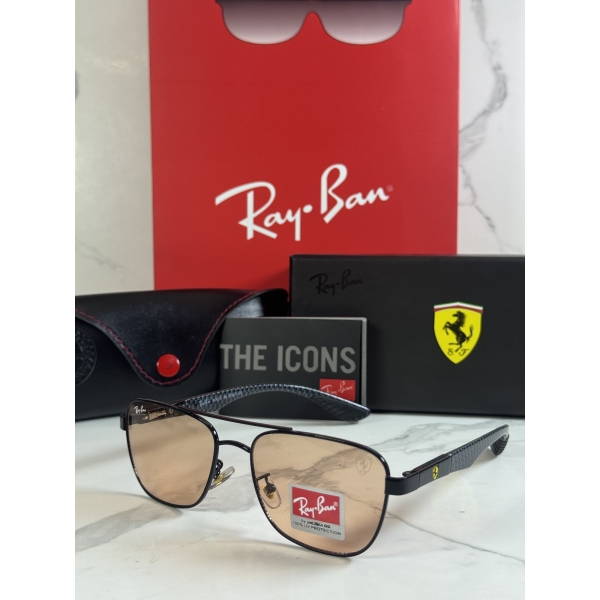 Lentes FERRARI — Ref. LF-L236-0036 con el packaging mostrado en la fotografía