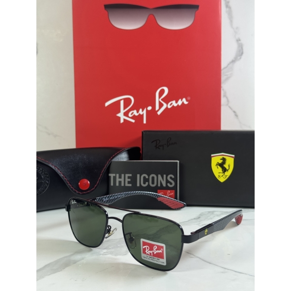 Lentes FERRARI — Ref. LF-L236-0038 con el packaging mostrado en la fotografía