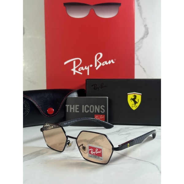 Lentes FERRARI — Ref. LF-L236-0042 con el packaging mostrado en la fotografía
