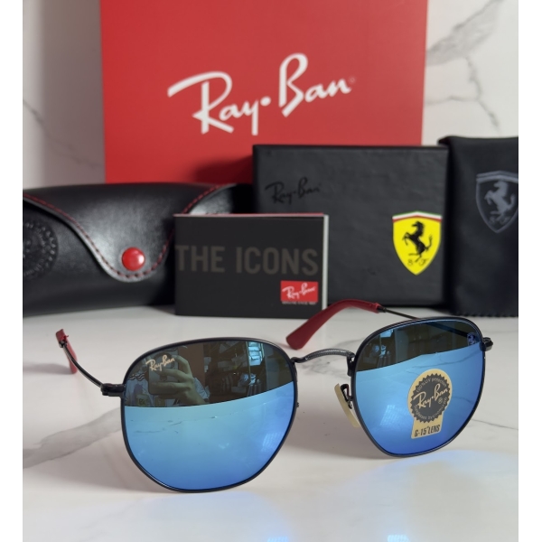 Lentes FERRARI — Ref. LF-L236-0074 con el packaging mostrado en la fotografía