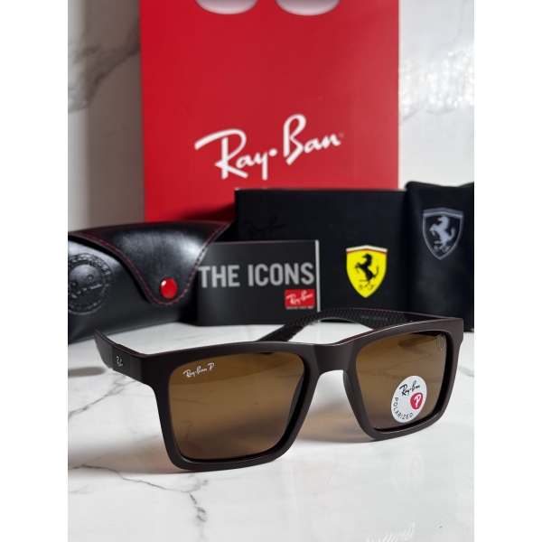 Lentes FERRARI — Ref. LF-L236-0108 con el packaging mostrado en la fotografía