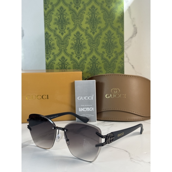 Lentes GUCCI — Ref. LF-L221-0010 con el packaging mostrado en la fotografía