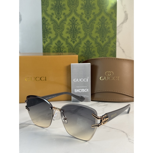 Lentes GUCCI — Ref. LF-L221-0012 con el packaging mostrado en la fotografía