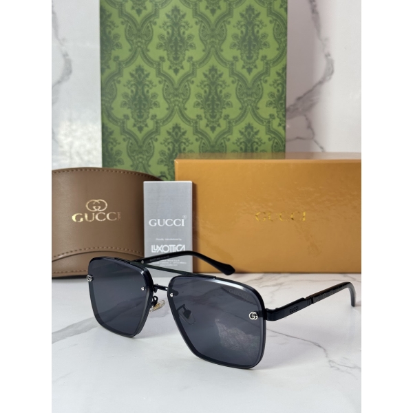Lentes GUCCI — Ref. LF-L221-0017 con el packaging mostrado en la fotografía