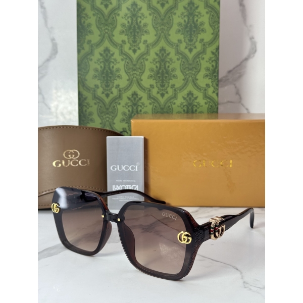 Lentes GUCCI — Ref. LF-L221-0020 con el packaging mostrado en la fotografía