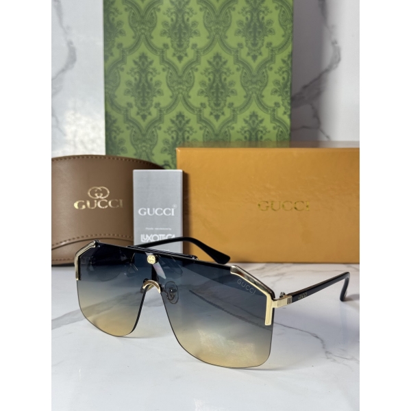 Lentes GUCCI — Ref. LF-L221-0026 con el packaging mostrado en la fotografía