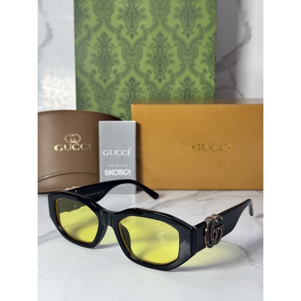 Lentes GUCCI — Ref. LF-L221-0029 con el packaging mostrado en la fotografía