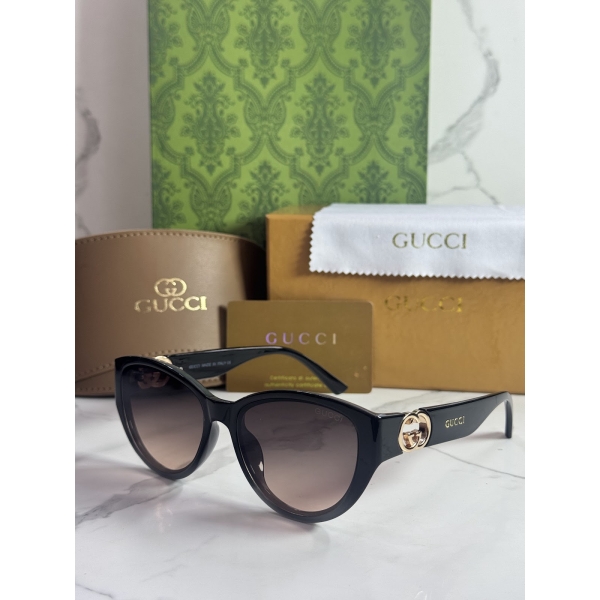Lentes GUCCI — Ref. LF-L221-0034 con el packaging mostrado en la fotografía
