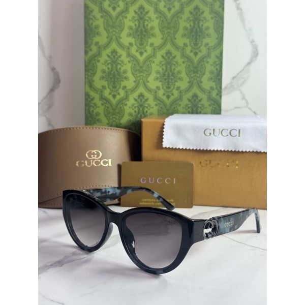 Lentes GUCCI — Ref. LF-L221-0035 con el packaging mostrado en la fotografía