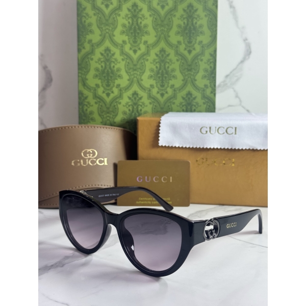Lentes GUCCI — Ref. LF-L221-0036 con el packaging mostrado en la fotografía