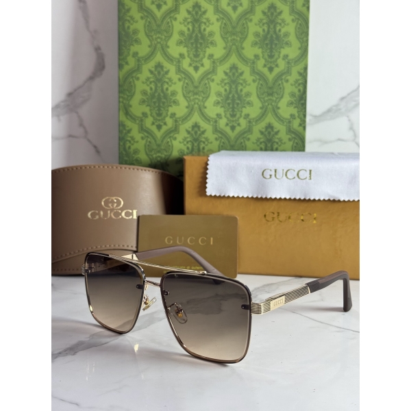 Lentes GUCCI — Ref. LF-L221-0042 con el packaging mostrado en la fotografía