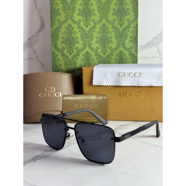 Lentes GUCCI — Ref. LF-L221-0045 con el packaging mostrado en la fotografía