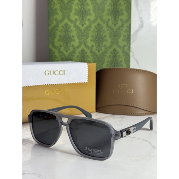 Lentes GUCCI — Ref. LF-L221-0050 con el packaging mostrado en la fotografía