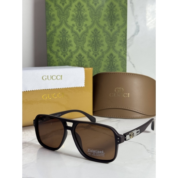 Lentes GUCCI — Ref. LF-L221-0053 con el packaging mostrado en la fotografía