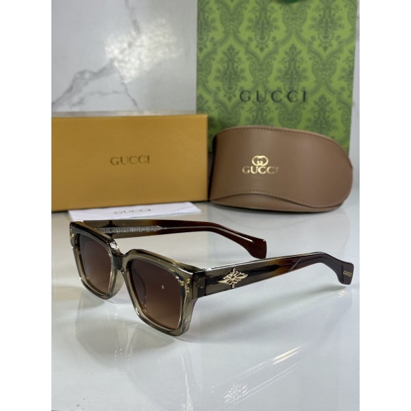 Lentes GUCCI — Ref. LF-L221-0059 con el packaging mostrado en la fotografía