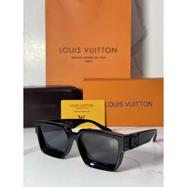 Lentes LOUIS VUITTON — Ref. LF-L225-0009 con el packaging mostrado en la fotografía