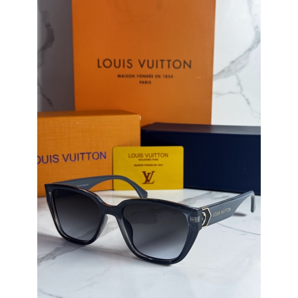 Lentes LOUIS VUITTON — Ref. LF-L225-0040 con el packaging mostrado en la fotografía