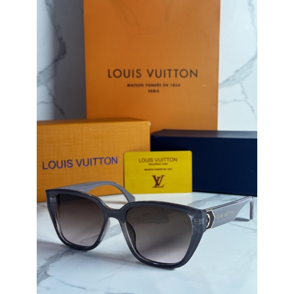 Lentes LOUIS VUITTON — Ref. LF-L225-0043 con el packaging mostrado en la fotografía