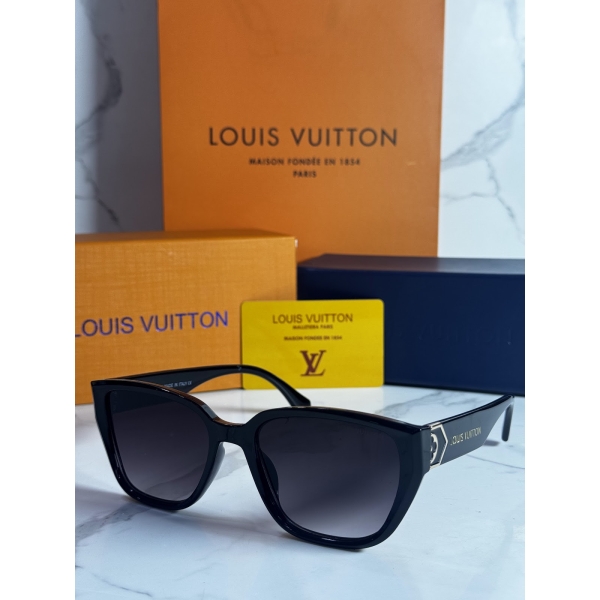 Lentes LOUIS VUITTON — Ref. LF-L225-0044 con el packaging mostrado en la fotografía