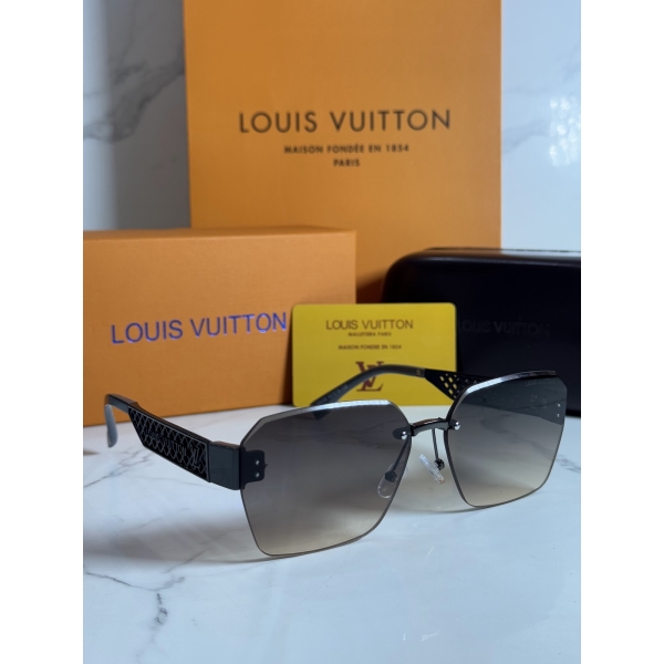 Lentes LOUIS VUITTON — Ref. LF-L225-0049 con el packaging mostrado en la fotografía