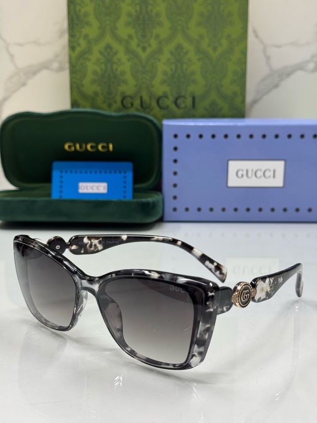Lentes nuevos lanzamientos — Ref. LF-L52-0120 con el packaging mostrado en la fotografía