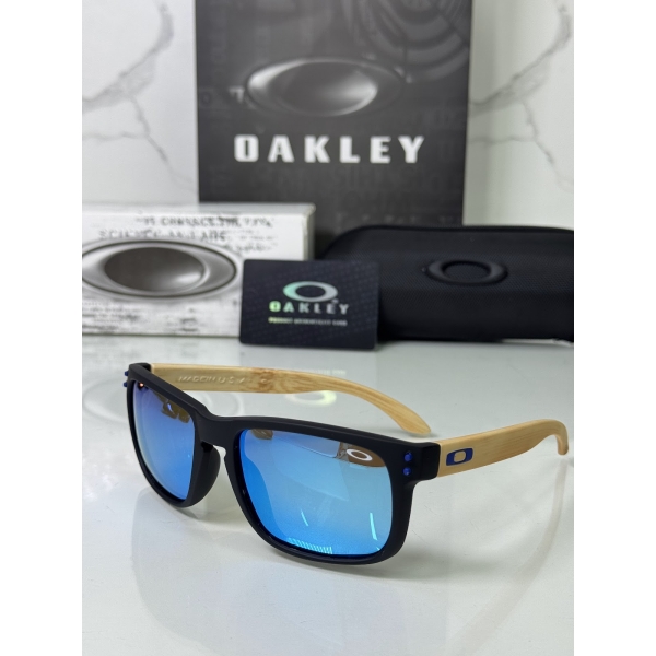 Lentes OAKLEY — Ref. LF-L235-0150 con el packaging mostrado en la fotografía