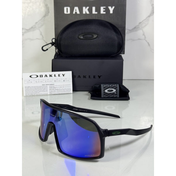 Lentes OAKLEY — Ref. LF-L235-0309 con el packaging mostrado en la fotografía