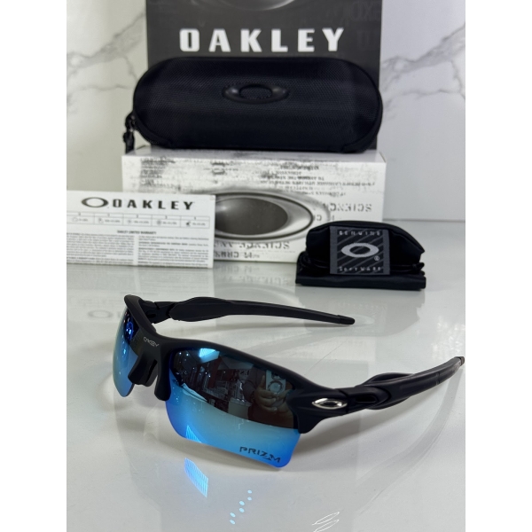 Lentes OAKLEY — Ref. LF-L235-0316 con el packaging mostrado en la fotografía