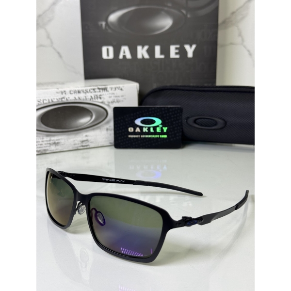 Lentes OAKLEY — Ref. LF-L235-0337 con el packaging mostrado en la fotografía