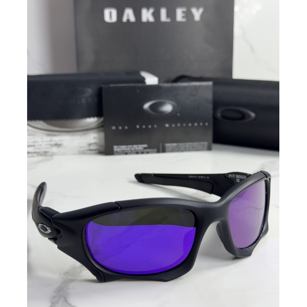 Lentes OAKLEY — Ref. LF-L235-0432 con el packaging mostrado en la fotografía