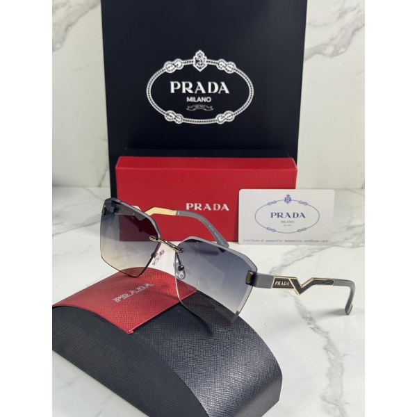Lentes PRADA — Ref. LF-L227-0003 con el packaging mostrado en la fotografía