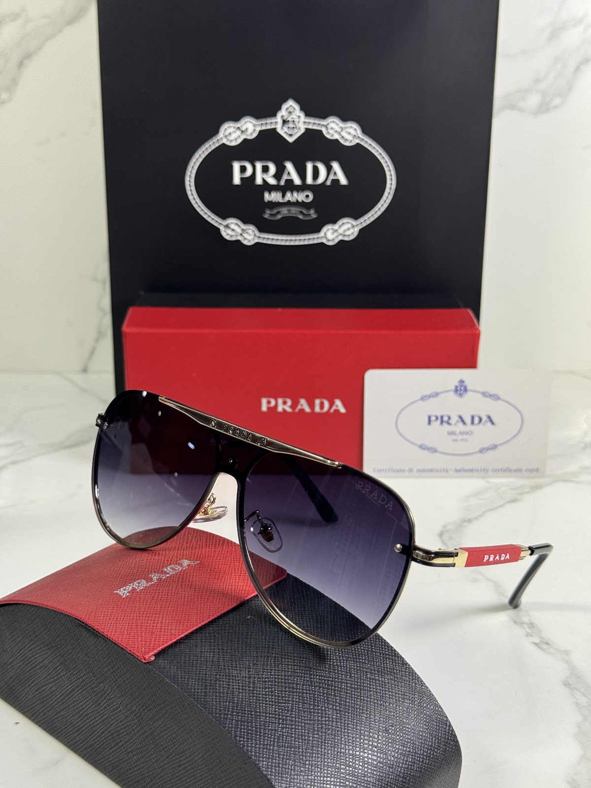 Lentes PRADA — Ref. LF-L227-0013 con el packaging mostrado en la fotografía