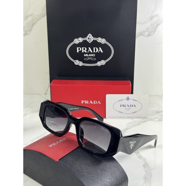 Lentes PRADA — Ref. LF-L227-0020 con el packaging mostrado en la fotografía