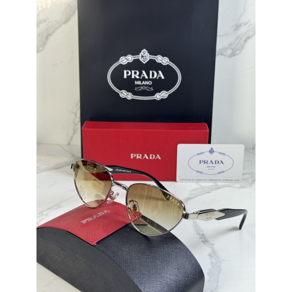 Lentes PRADA — Ref. LF-L227-0051 con el packaging mostrado en la fotografía