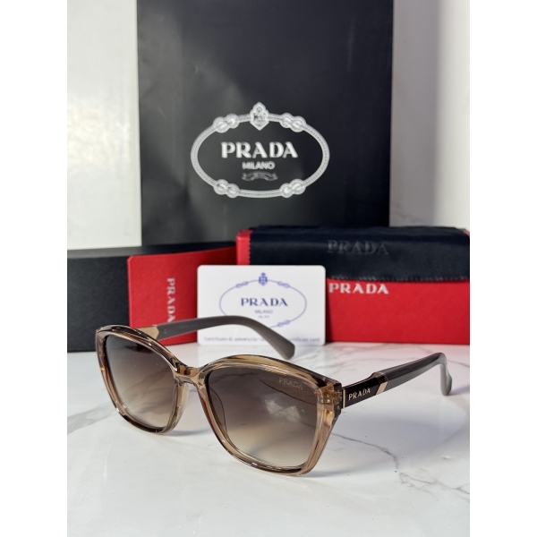 Lentes PRADA — Ref. LF-L227-0057 con el packaging mostrado en la fotografía