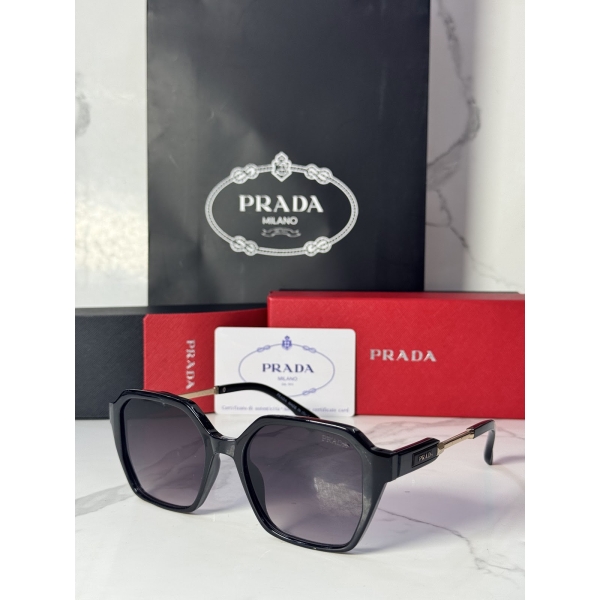Lentes PRADA — Ref. LF-L227-0069 con el packaging mostrado en la fotografía